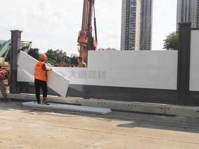 施工現場搭建的臨時圍擋有著怎樣的作用呢？